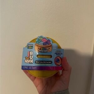Bun Rainbow Mystery Squishy Toy - Sparkly Blue